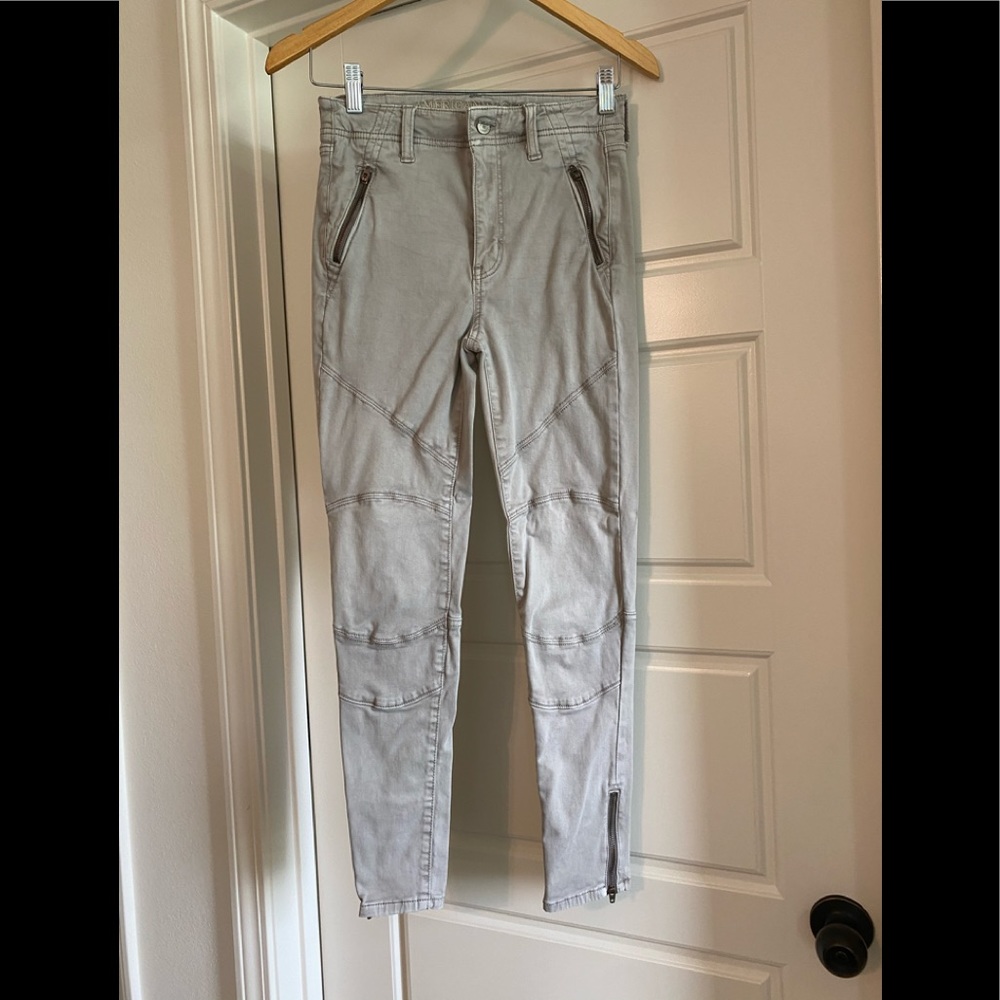 Highly rise American Eagle jeans